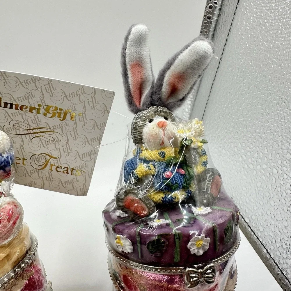 VTG NOS Set Of 3 Easter‎ Bunny Rabbit Hinged Boxes With Candy Decor 5